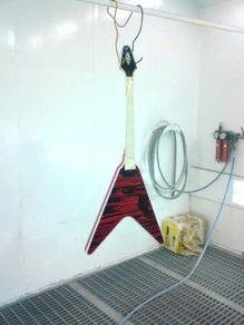 Gitarre neu lackiert