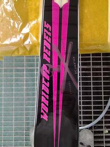Skier mit neuem Lack